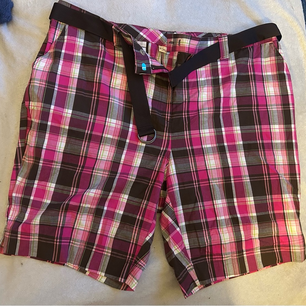 Women’s Pink Plaid Casual Shorts